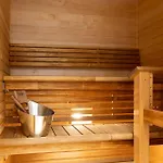 Apartahotel Vuokatti Booking Suites 4*